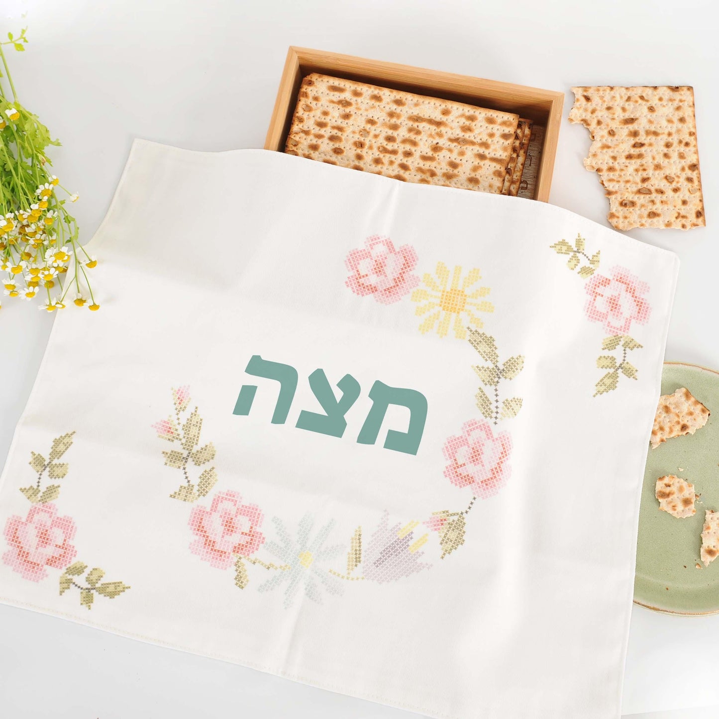 Modern Open Bamboo Matza Box with Hebrew Inscription